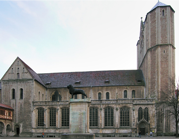 Das Bild zeigt das Braunschweiger Dom