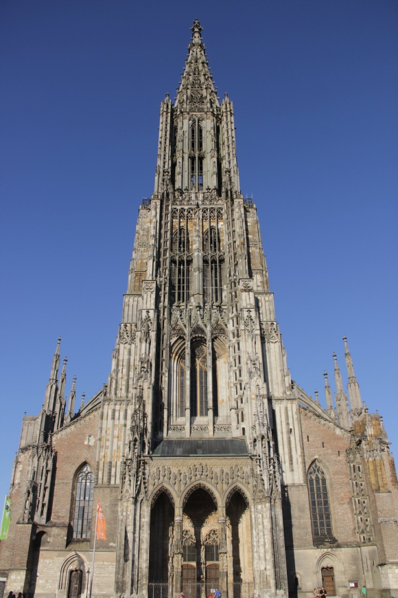 Das Bild zeigt den Ulmer Münster