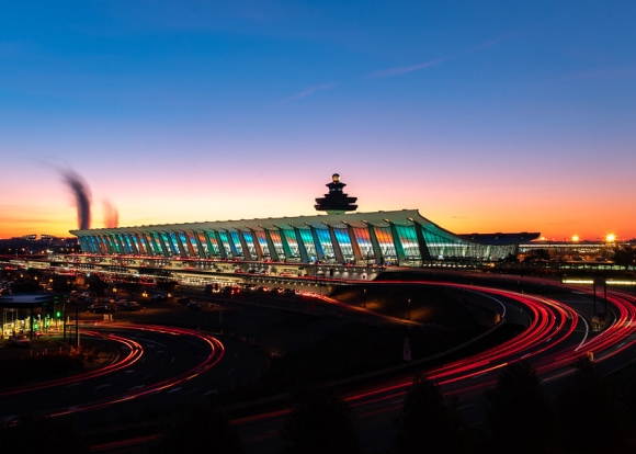 Das Bild zeigt den Washington Dulles International Airport